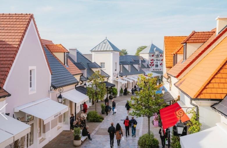 Apartament Les Jardins De Magny. Zewnętrze zdjęcie