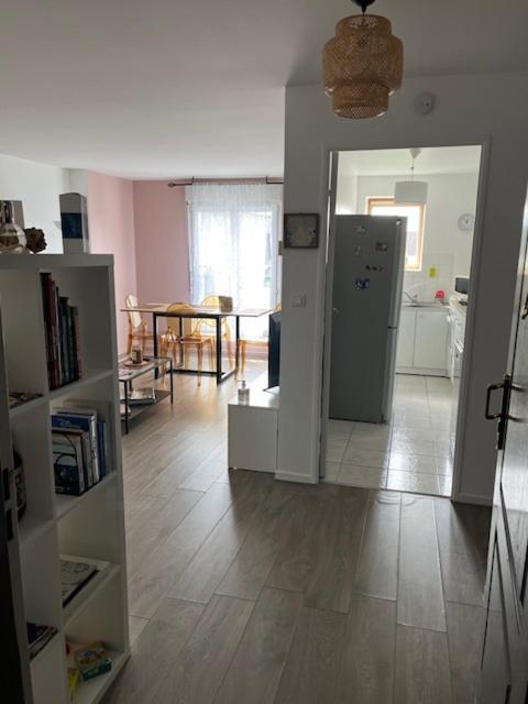Apartament Les Jardins De Magny. Zewnętrze zdjęcie